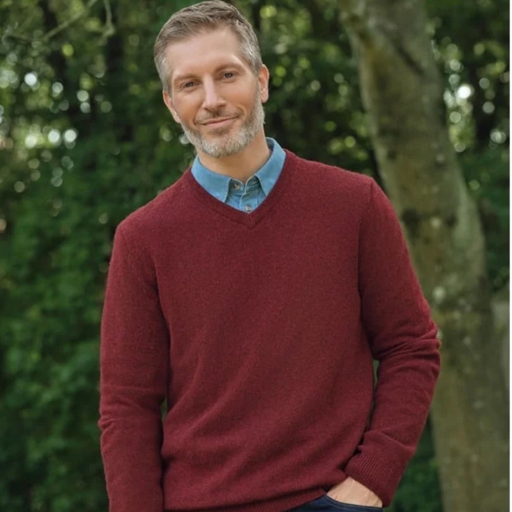L.L. Bean Men’s Vintage‎ Sweater 100% Lambswool Made In Scotland Red